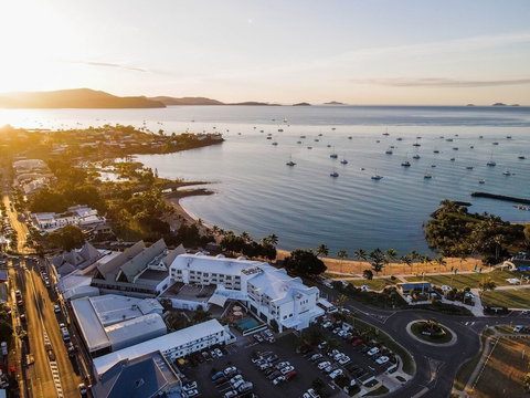 Airlie Beach Hotel - Accommodation Bookings 6