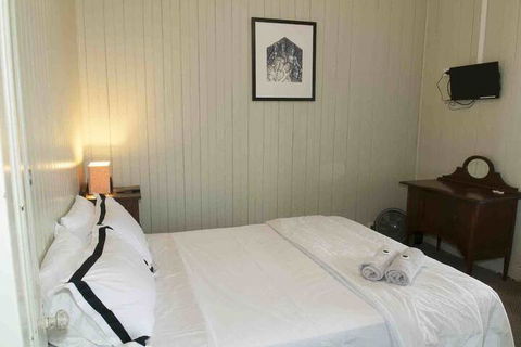 Ulmarra Hotel - Accommodation Bookings 4