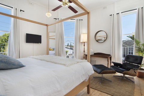The Local Hotel - Accommodation Bookings 6