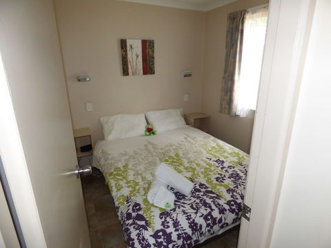 Tenterfield Lodge And Caravan Park - Accommodation Bookings 3