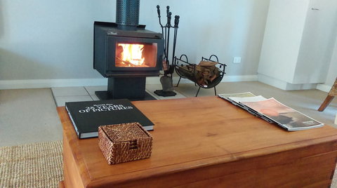 Island Break Cottages - Caters To Couples - Accommodation Bookings 5