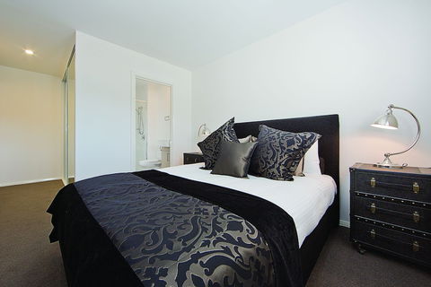 Accommodate Canberra - Domain - Accommodation Bookings 0
