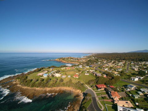 2 Jocelyn Street. Dalmeny - Accommodation Bookings 2