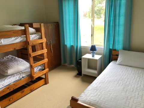 2 Jocelyn Street. Dalmeny - Accommodation Bookings 3