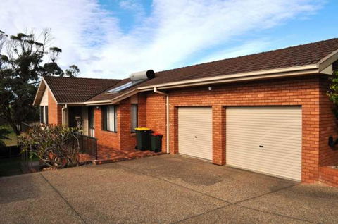 16 Haddrill Parade - Accommodation Bookings 3