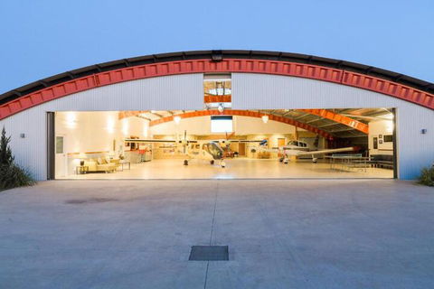 Hangar House Mudgee - Accommodation Bookings 5