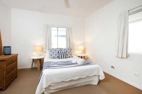 103 Noosa Parade - Accommodation Bookings 4