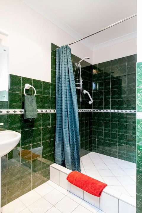 Aarn House B & B Airport Accommodation - Accommodation Bookings 2