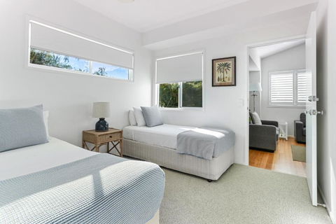Island Living In The Heart Of Noosa - Accommodation Bookings 6