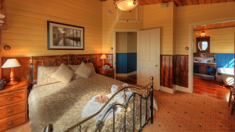 Island View Spa Cottage - Accommodation Bookings 4