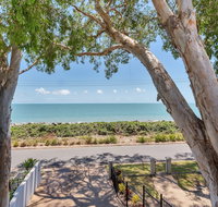 Seascape Luxury Beachfront Holiday House - Accommodation Bookings