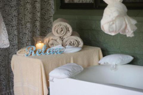Chilverton Cottages & Restaurant - Accommodation Bookings 2