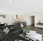 Palm Grove Beach House Dromana - Accommodation Bookings