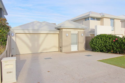 Anastasia Villa - Accommodation Bookings 6