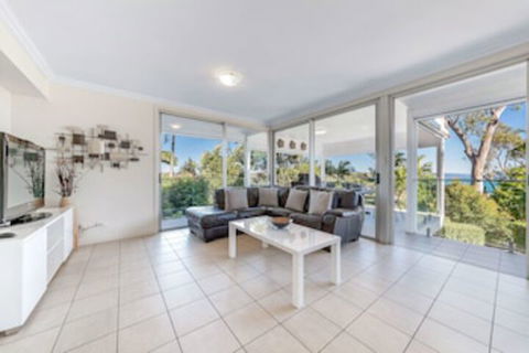 Oasis 26 - Accommodation Bookings 0