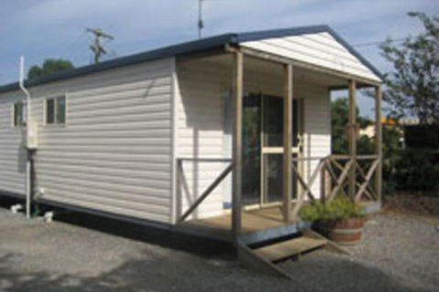 Sheffield Cabins & Apartments - Accommodation Bookings 3