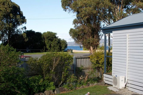 Snug Beach Cabin And Caravan Park - Accommodation Bookings 2