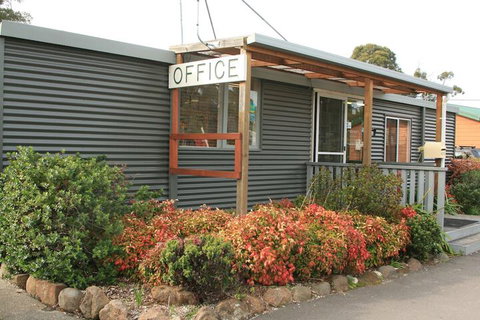 Snug Beach Cabin And Caravan Park - Accommodation Bookings 6