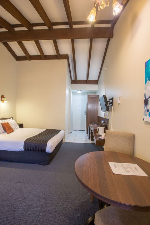 The Matador - Accommodation Bookings 4