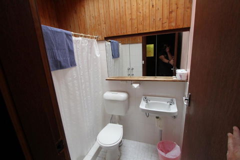 Bunkhouse Motel - Accommodation Bookings 3