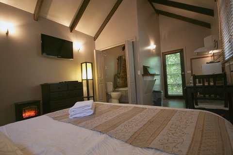 Lotus Lodges - Accommodation Bookings 6