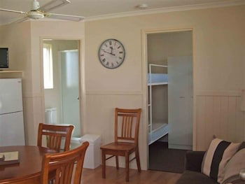 Fossickers Tourist Park - Accommodation Bookings 1