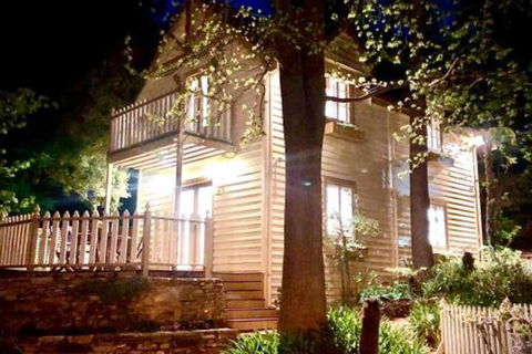 Aldgate Creek Cottage Bed & Breakfast - Accommodation Bookings 0