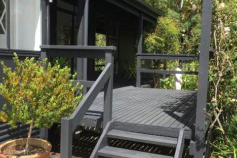 Hilltop Too - Accommodation Bookings 5