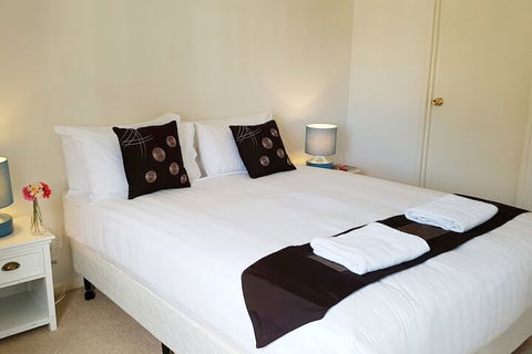 Anchor On Paramount - Accommodation Bookings 6