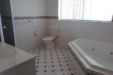 Acacia Apartments - Accommodation Bookings 4