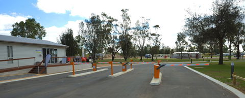Waikerie Holiday Park - Accommodation Bookings 1