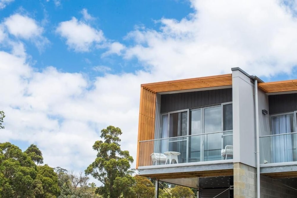 Rosevears TAS Accommodation Bookings