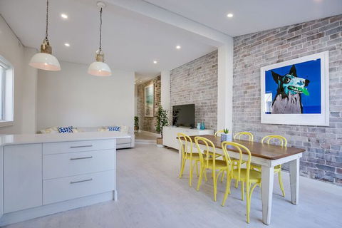 The Lucky Dog - Accommodation Bookings 4