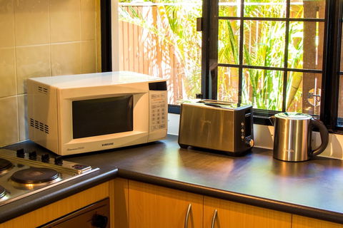 Riverpark-studio Apartment - Accommodation Bookings 6