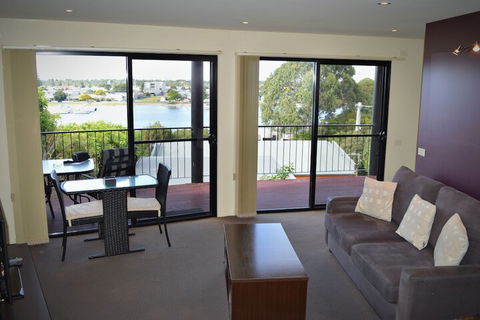 Ocean View Apartment 1 - Accommodation Bookings 2
