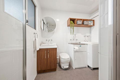 Renmark River Villas & Boats & Bedzzz - Accommodation Bookings 2
