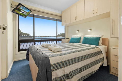 Renmark River Villas & Boats & Bedzzz - Accommodation Bookings 6