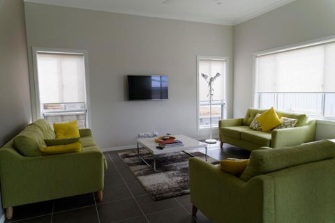 Sea Breeze - Accommodation Bookings 1