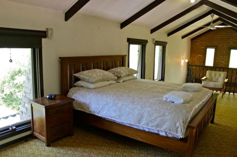 Kaighins Place - Accommodation Bookings 6