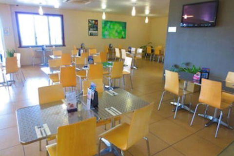 Forrest Beach Hotel - Accommodation Bookings 6
