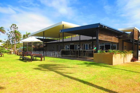 Forrest Beach Hotel - Accommodation Bookings 1
