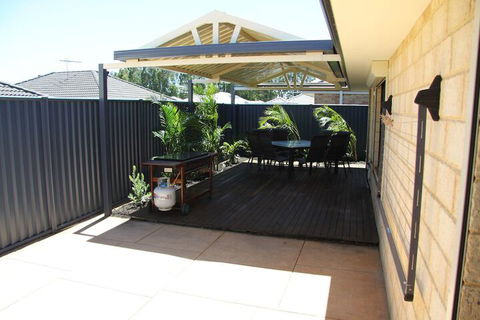 Byford House On The Scarp - Accommodation Bookings 1