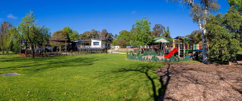 Albury Gardens Tourist Park - Accommodation Bookings 6