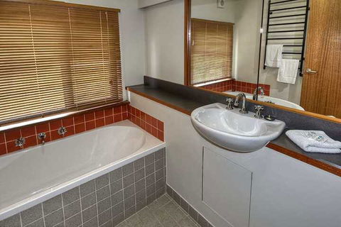 Delmonte - Accommodation Bookings 2