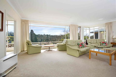Scarletts - Accommodation Bookings 1