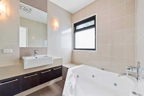 Inn Off The Reef - Accommodation Bookings 5