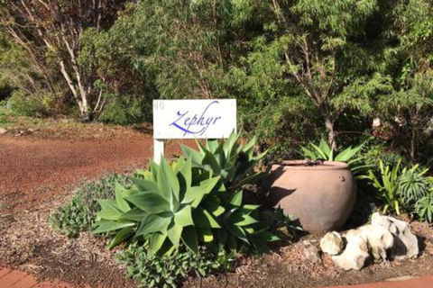 Zephyr Studio - Accommodation Bookings 5