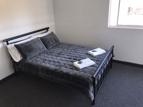 Panania Hotel - Accommodation Bookings 2