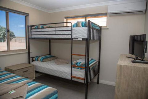 Peoples Park - Accommodation Bookings 4