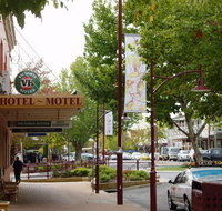 The Commercial Hotel - Accommodation Bookings